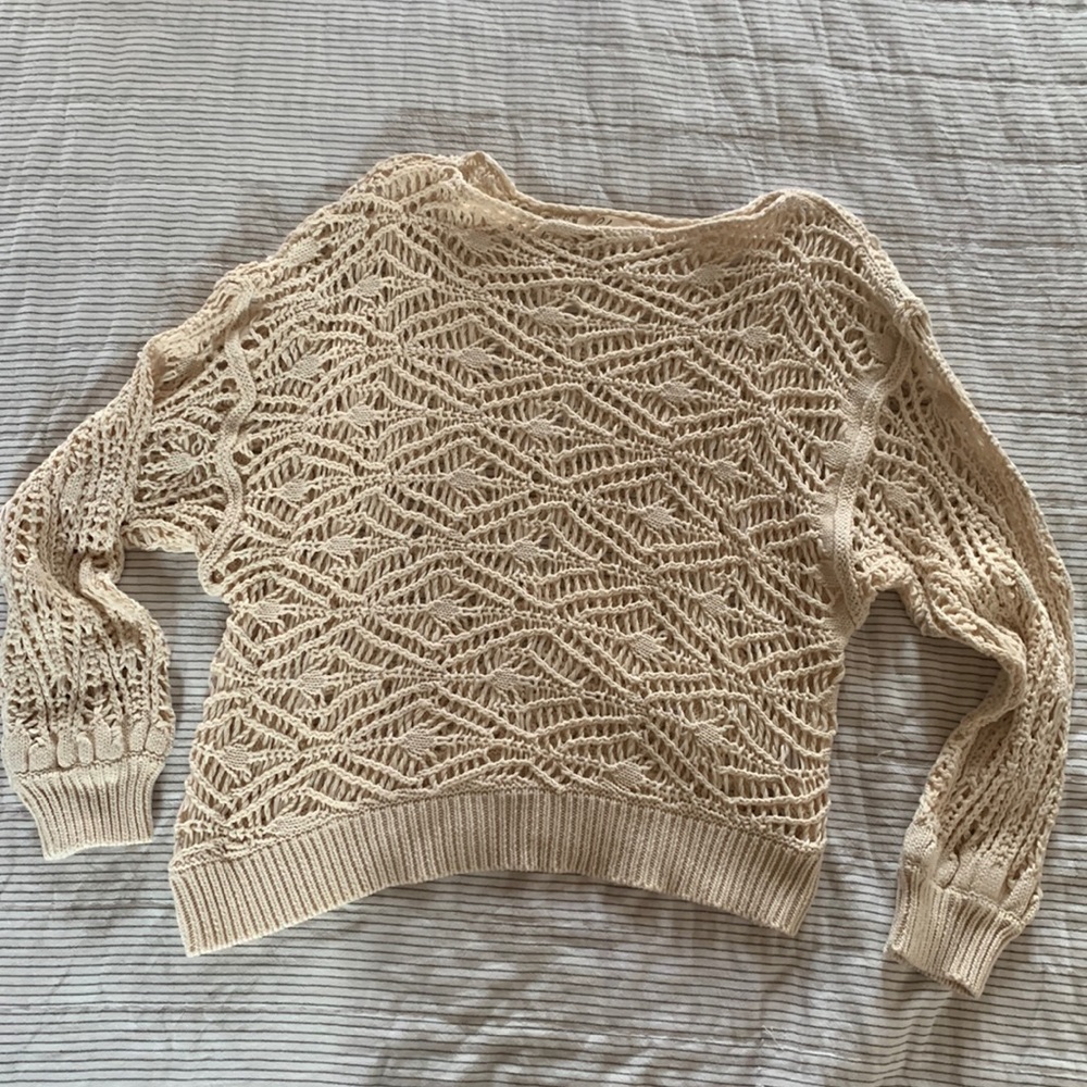 Super cute sweater